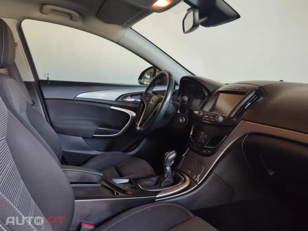 Opel Insignia 2.0 CDTI Executive 140cv