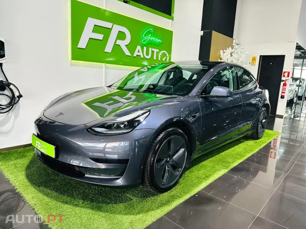 Tesla Model 3 Standard RWD Plus