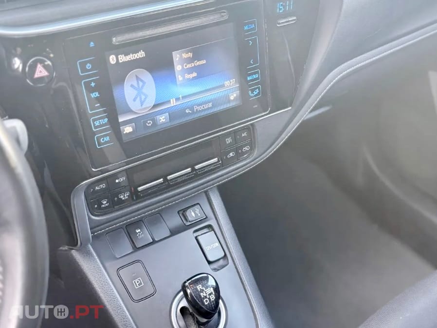 Toyota Auris Touring Sports Confort P. Sports