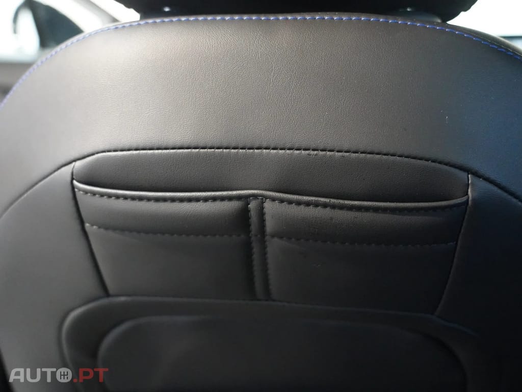 MG MG4 64 kWh Luxury