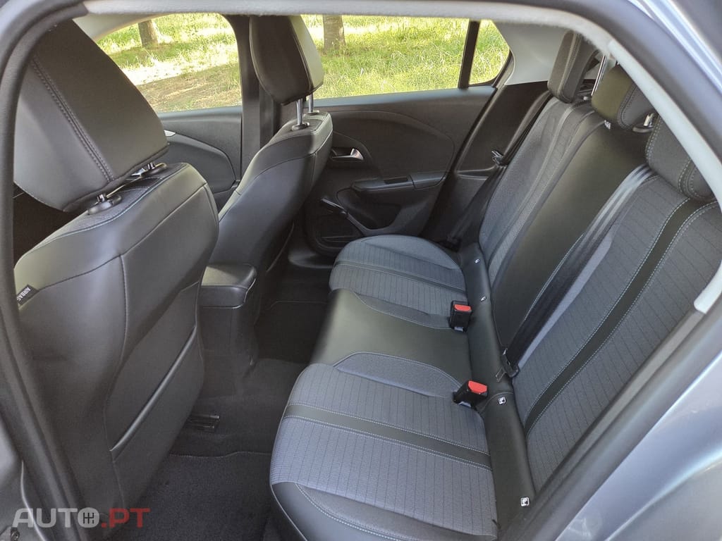 Opel Corsa 1.2 Edition