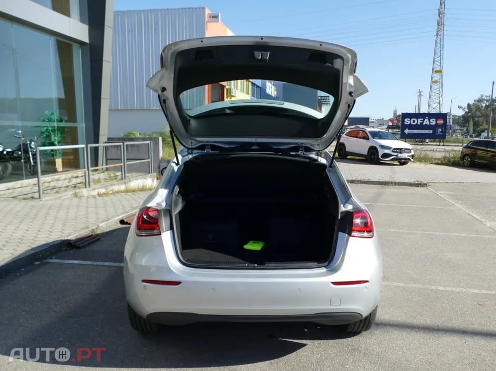 Mercedes-Benz A 250 e Style Plus