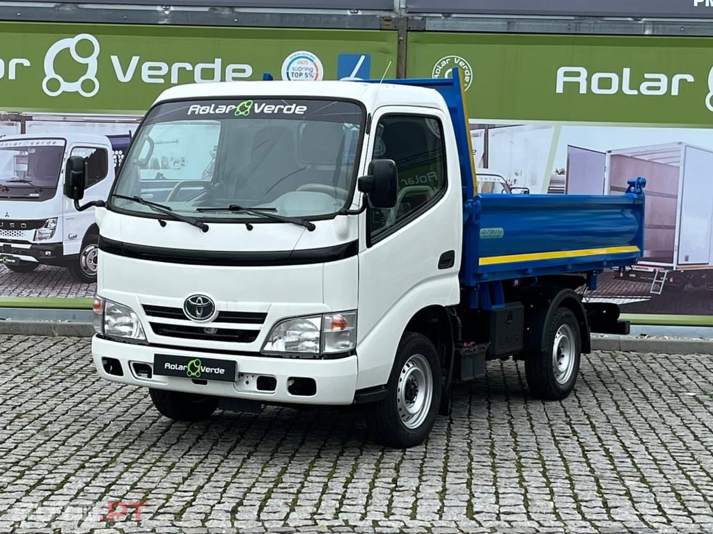 Toyota Dyna 3.0 - 144 CV  BASCULA TRILATERAL