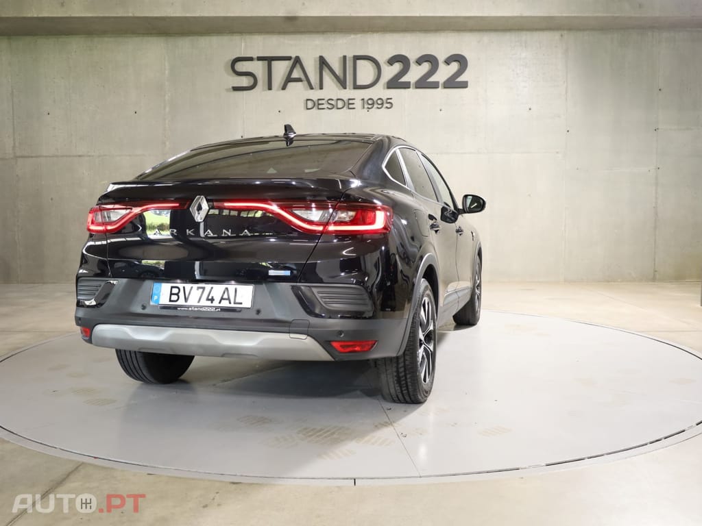 Renault Arkana 1.6 E-Tech Business