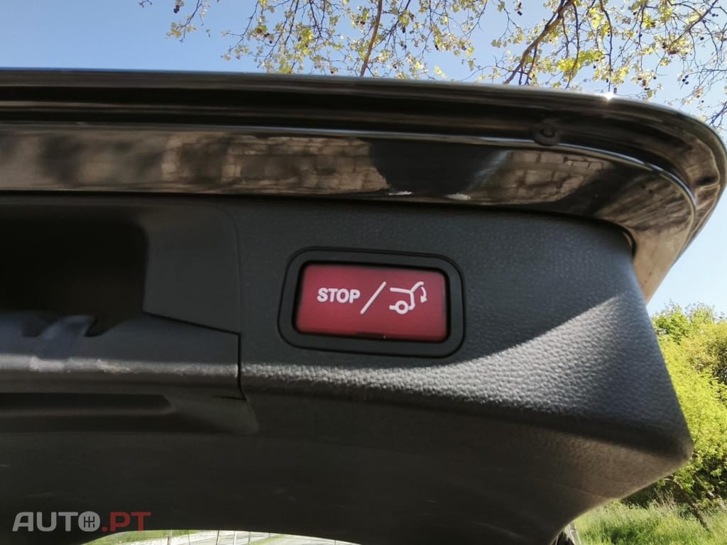 Mercedes-Benz C 300 de T 9G-TRONIC Avantgarde