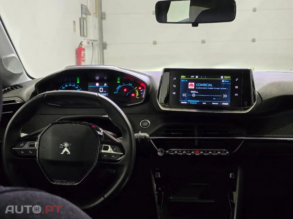 Peugeot E-208 50 kWh SE Style