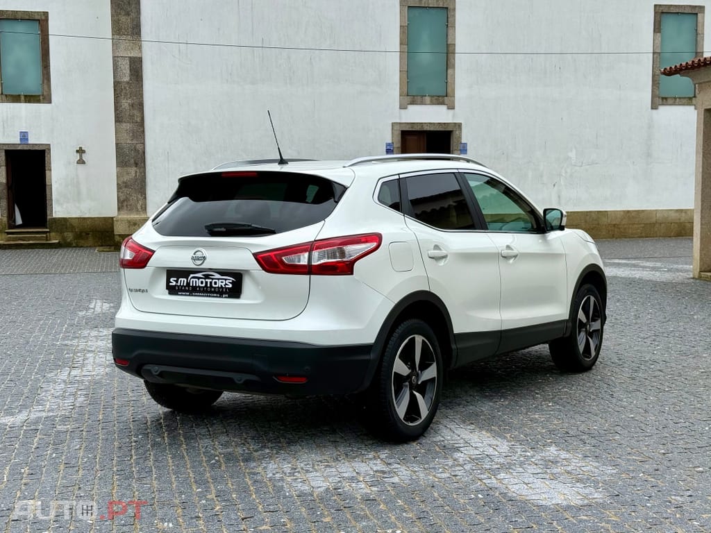 Nissan Qashqai 1.2 DIG-T N-Connecta