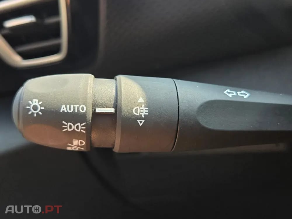 Citroën e-C4 136 PLUS — fotografia 14