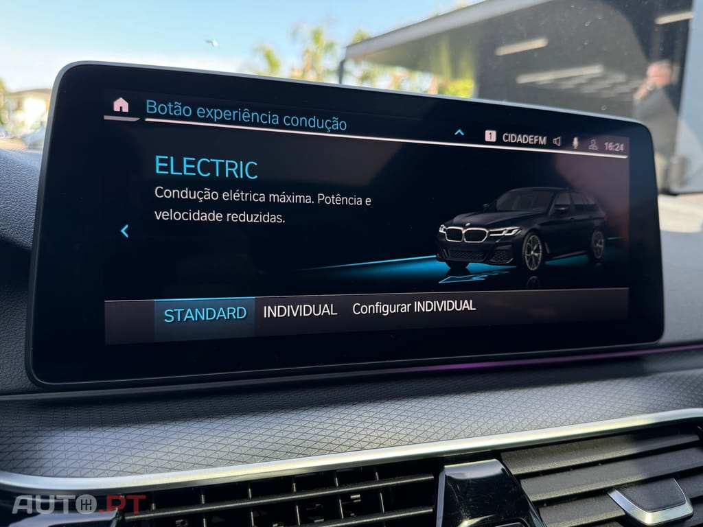 BMW 530 e Pack Desportivo M