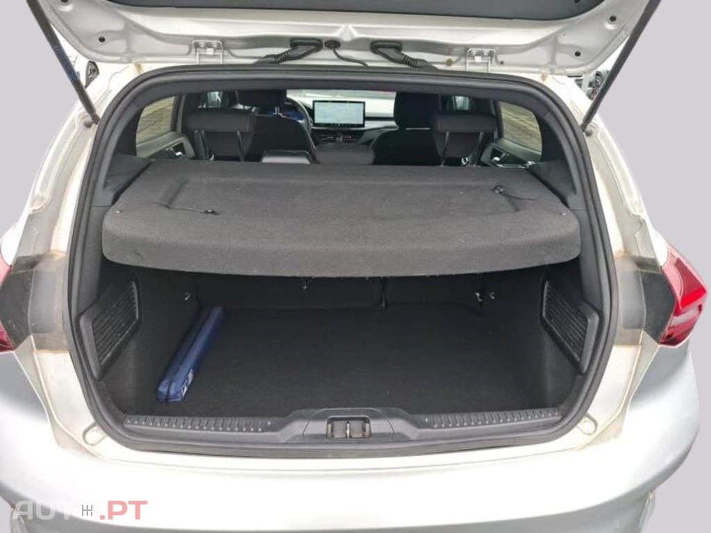 Ford Focus 1.0 EcoBoost Mild-Hybrid ST-Line I.V.A DEDUTIVEL