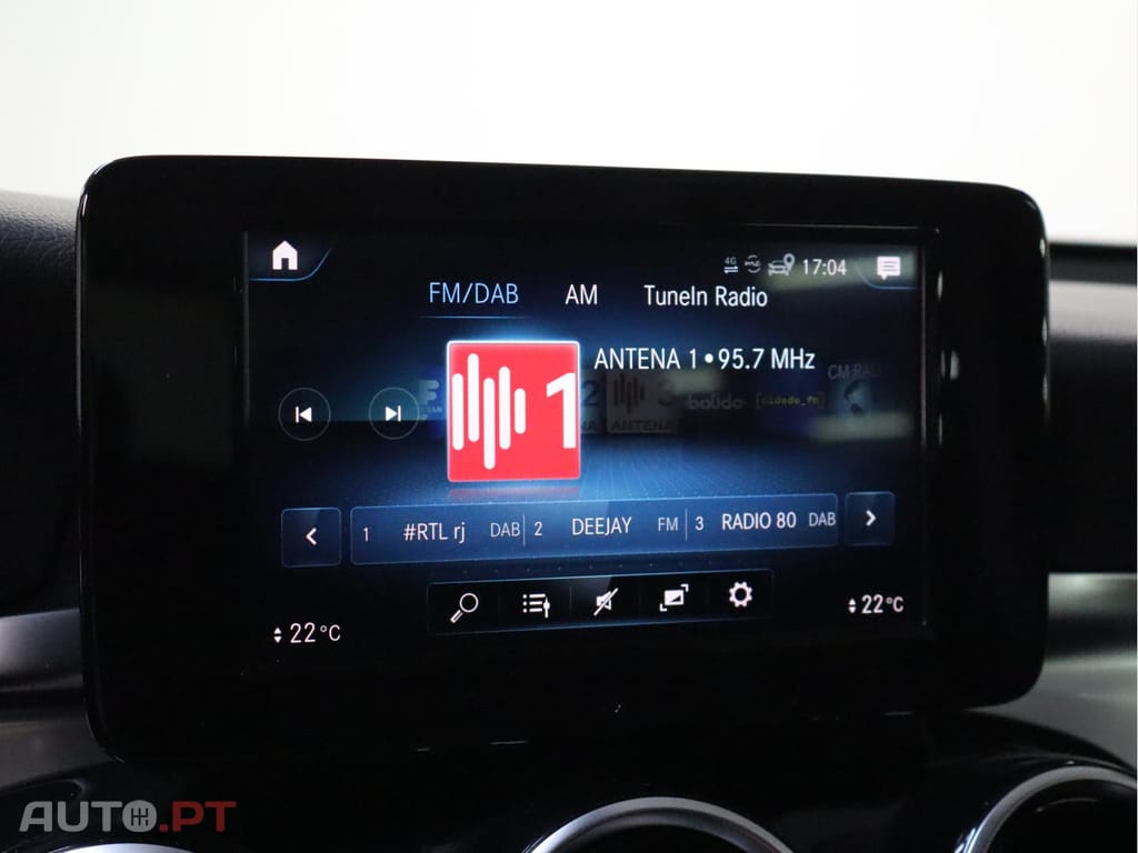 Mercedes-Benz GLC 200  300 e 4MATIC Business