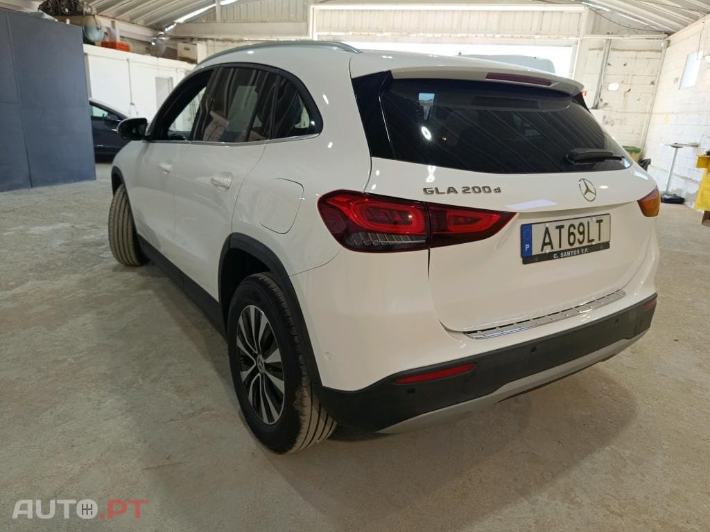 Mercedes-Benz GLA 200 d Style