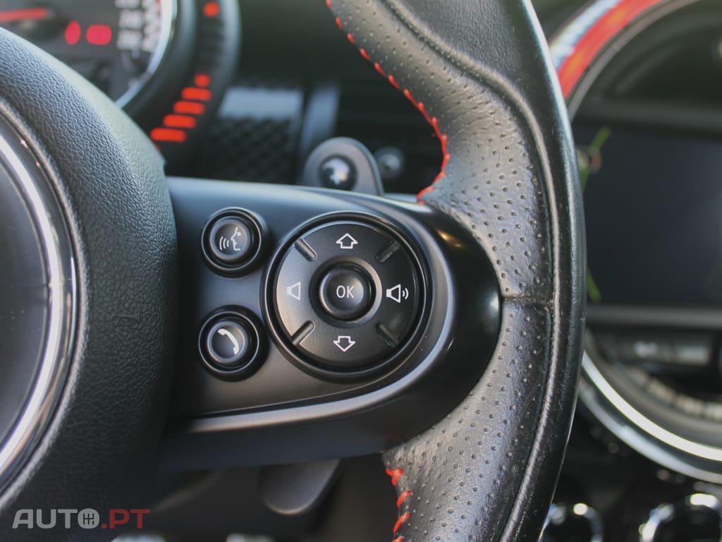 MINI John Cooper Works Auto Desportiva