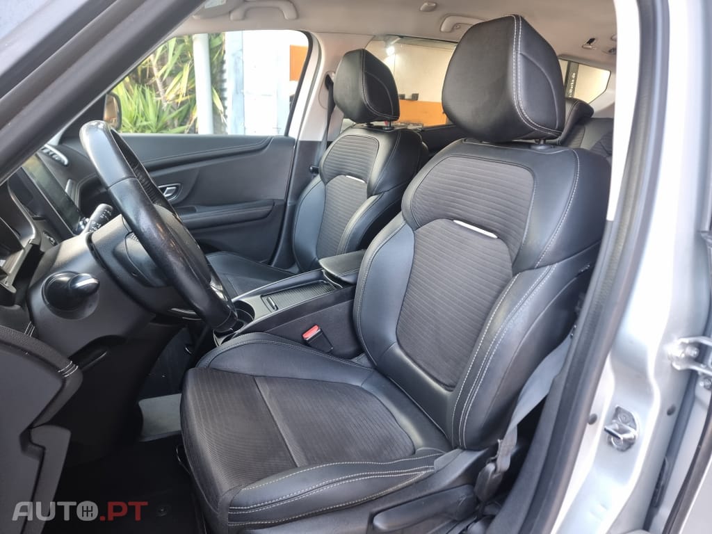 Renault Grand Scénic 1.2 TCE Sports