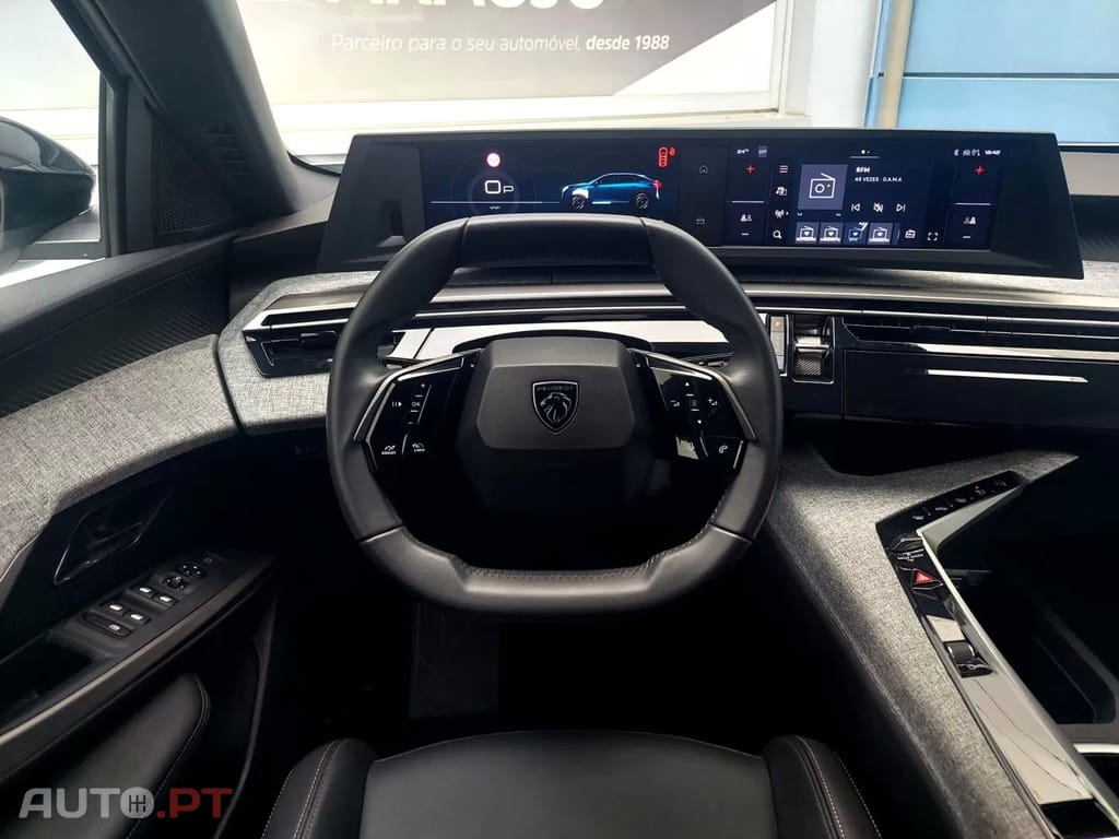 Peugeot 3008 1.2 Hybrid Allure Pack e-DCS6