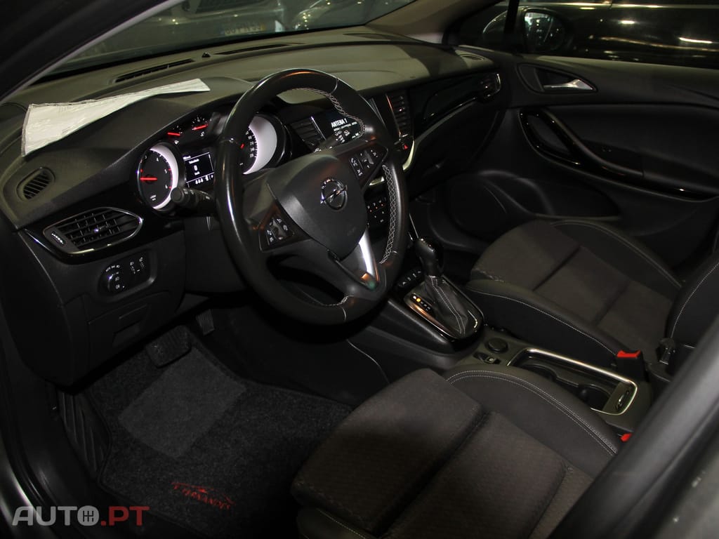 Opel Astra Sports Tourer Business