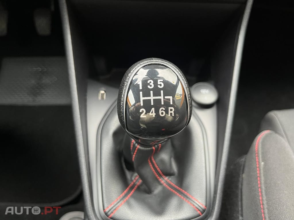 Ford Fiesta 1.0 ECOBOOST ST-LINE