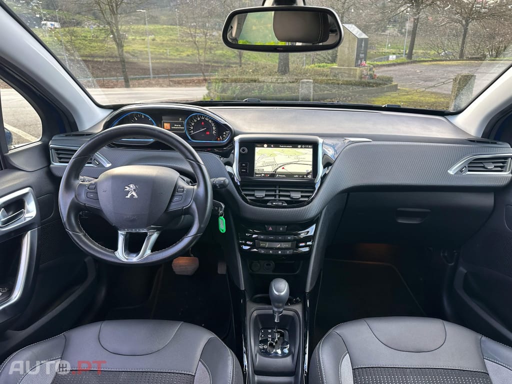 Peugeot 2008 1.5 BlueHDi Allure EAT6