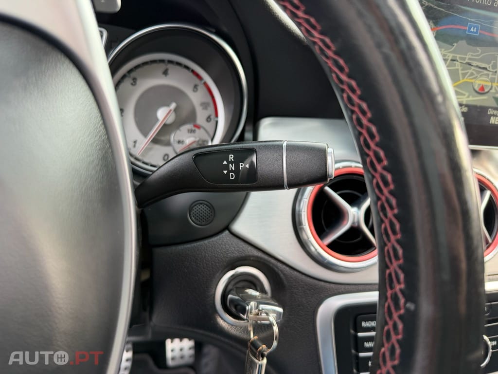 Mercedes-Benz CLA 220 d Shooting Brake AMG Line Aut.