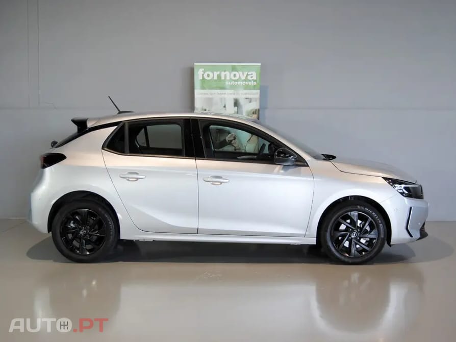 Opel Corsa 1.2 HYBRID GS eDCT