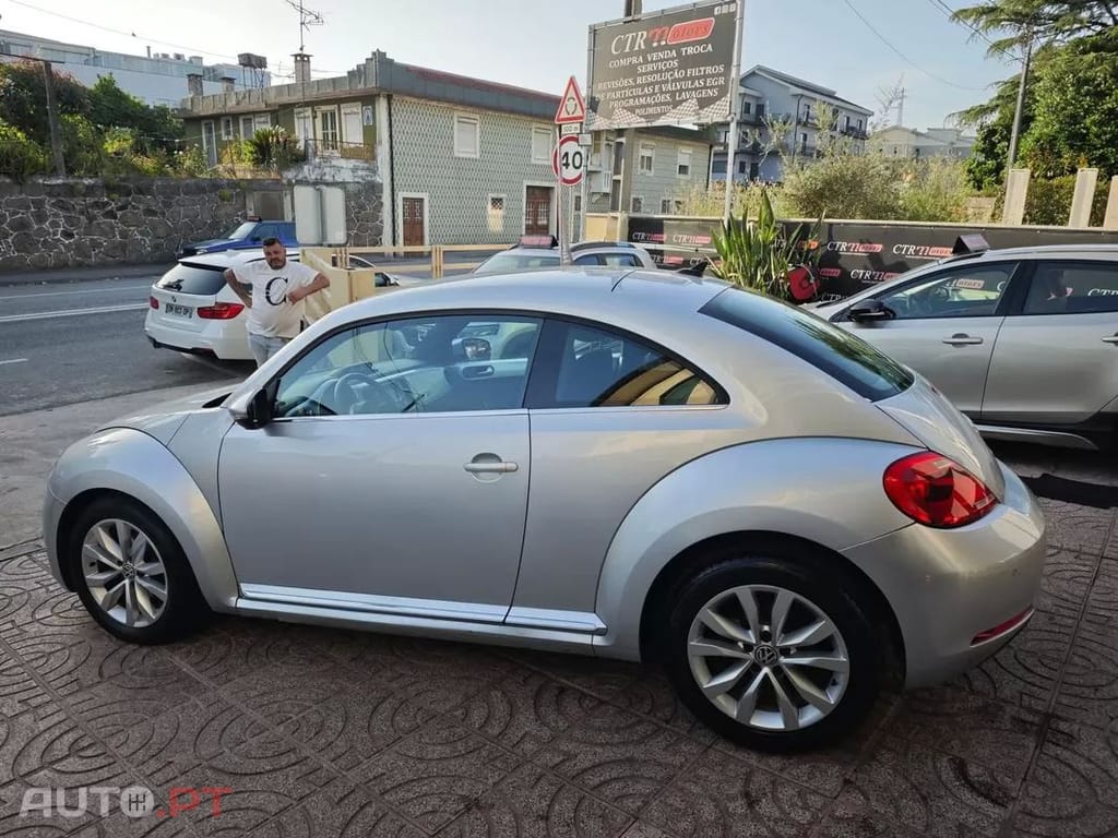Volkswagen Beetle 1.6 TDi Design