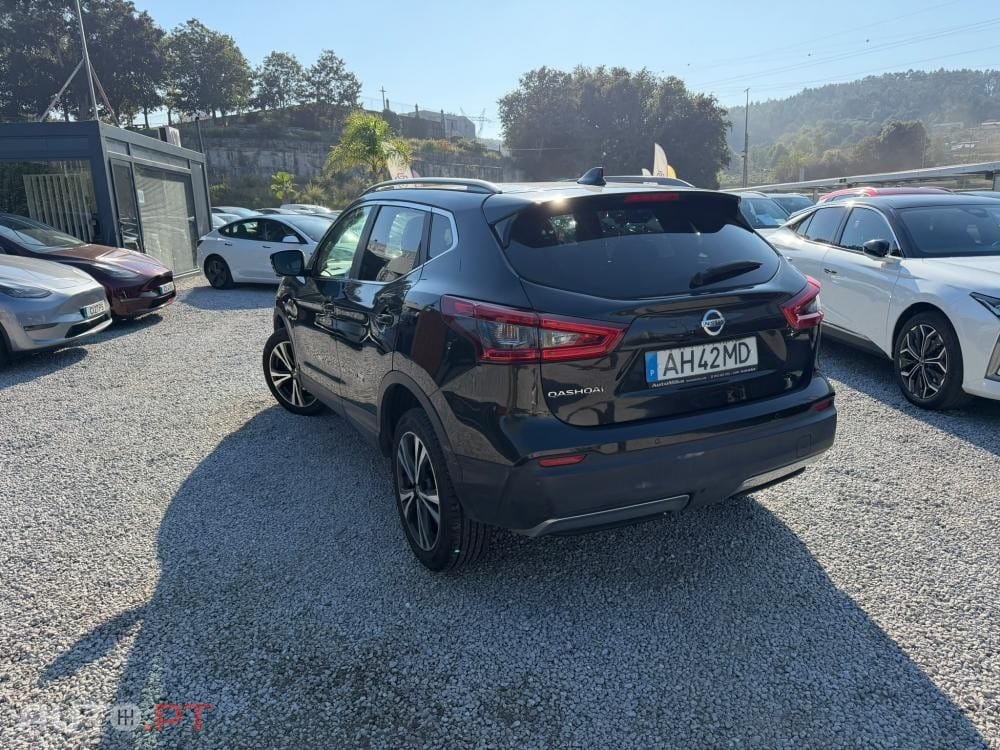 Nissan Qashqai 1.2 DIG-T N-Connecta 18