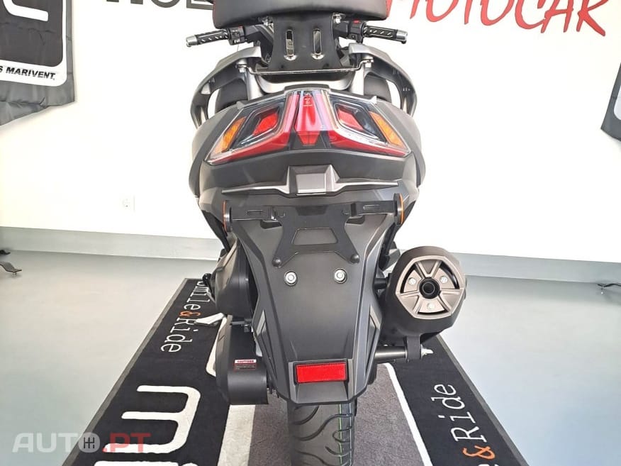 Mitt 125 GT MAX