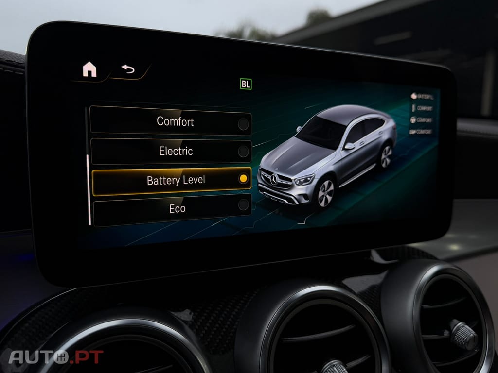 Mercedes-Benz GLC 300 e Coupé 4Matic