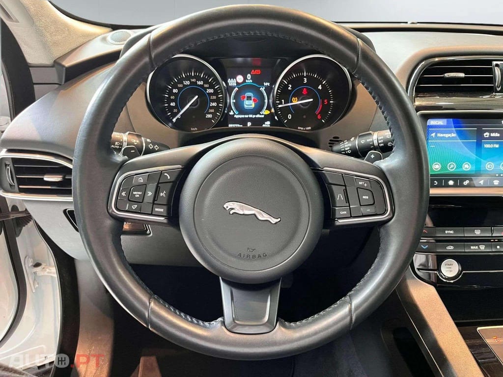 Jaguar F-Pace 2.0d Prestige - AWD