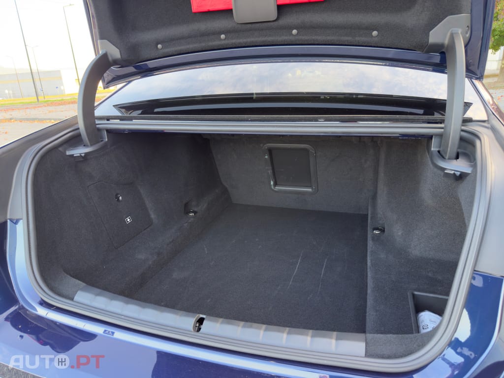 BMW 750 e xDrive Pack-M Pro