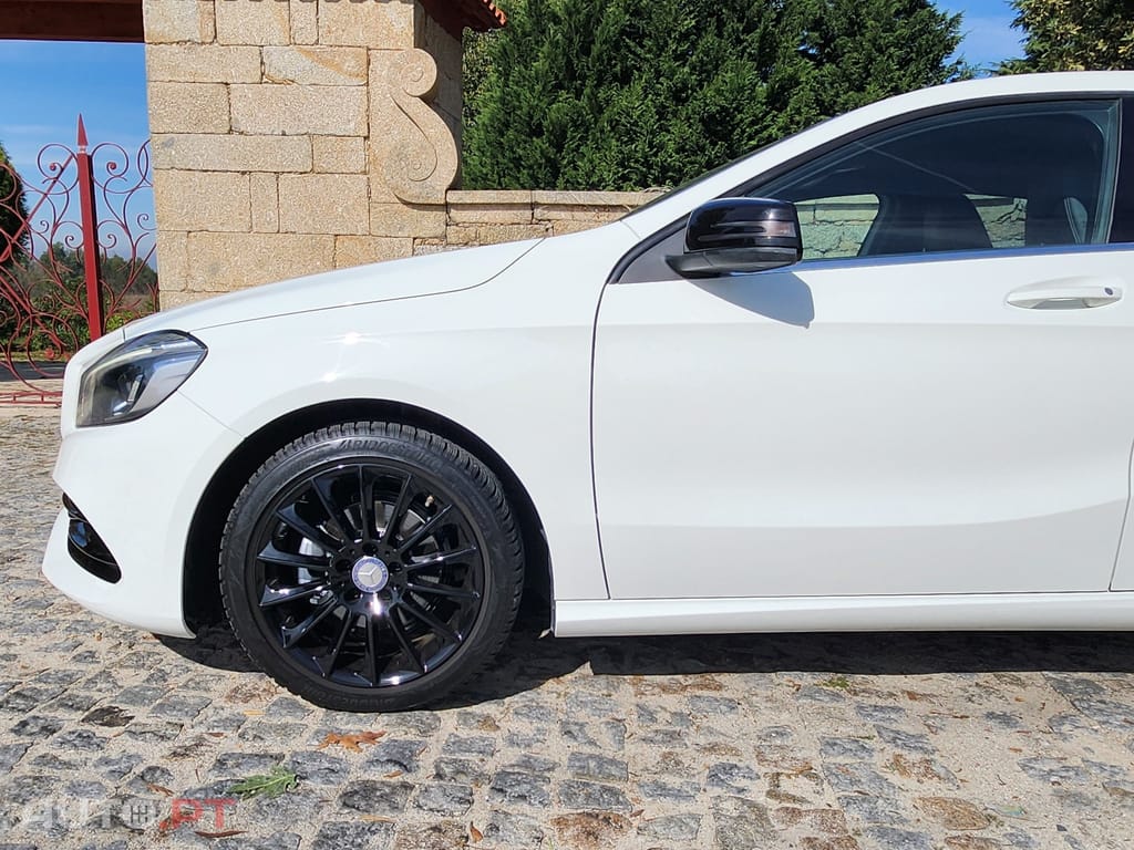 Mercedes-Benz A 180 d 7G-DCT AMG Line