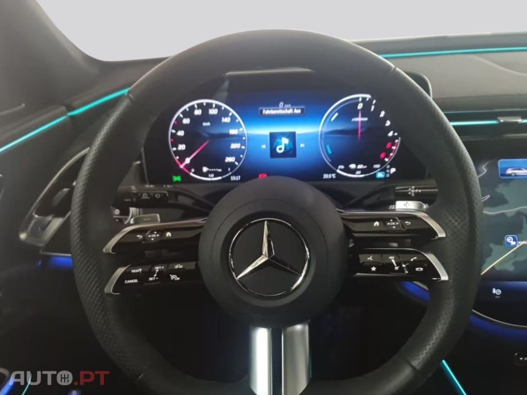 Mercedes-Benz E 300 I.V.A DEDUTIVEL de T 4M AMG