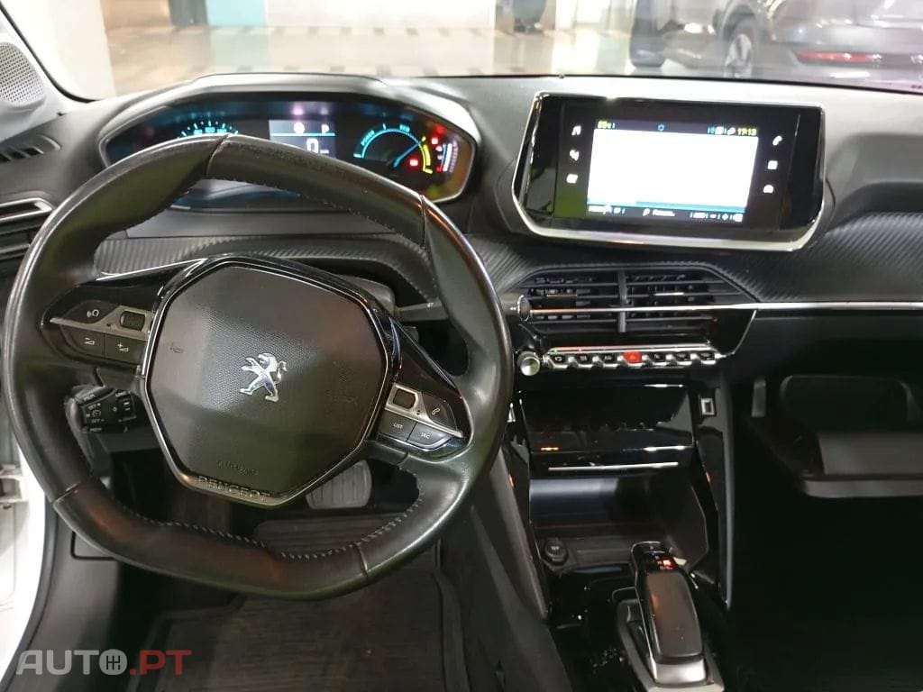 Peugeot E-208 50 kWh Allure