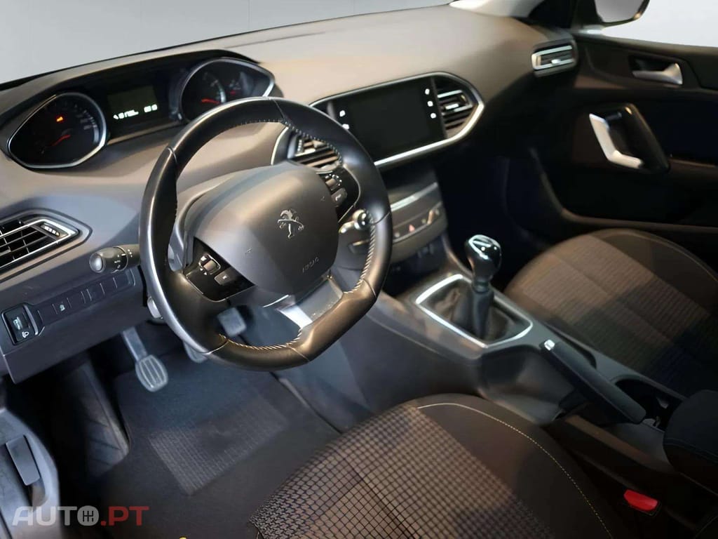 Peugeot 308 SW 1.2 PureTech 110 S&S Active