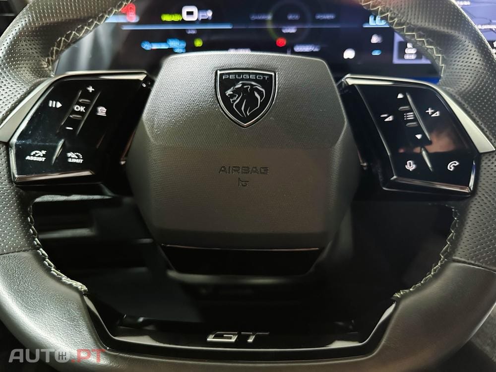 Peugeot E-3008 73 kWh GT