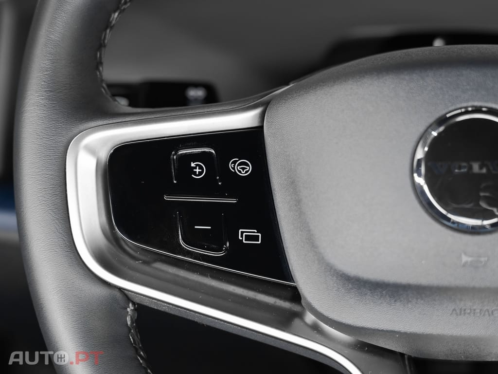 Volvo EX30 69 kWh Twin Motor Plus