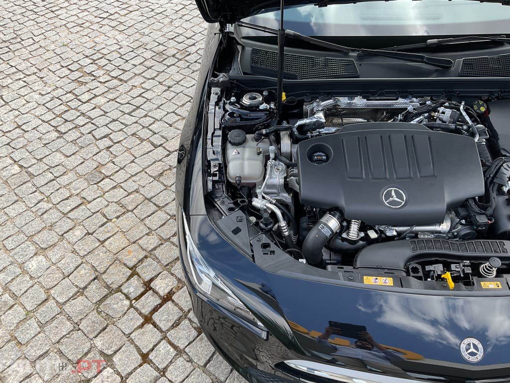 Mercedes-Benz CLA 180 d Shooting Brake Business Solutions.Grande Frota Aut.