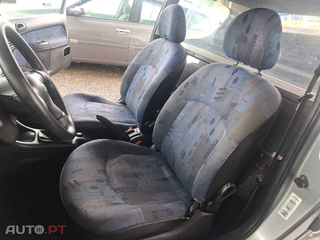 Peugeot 206 1.9 D XA