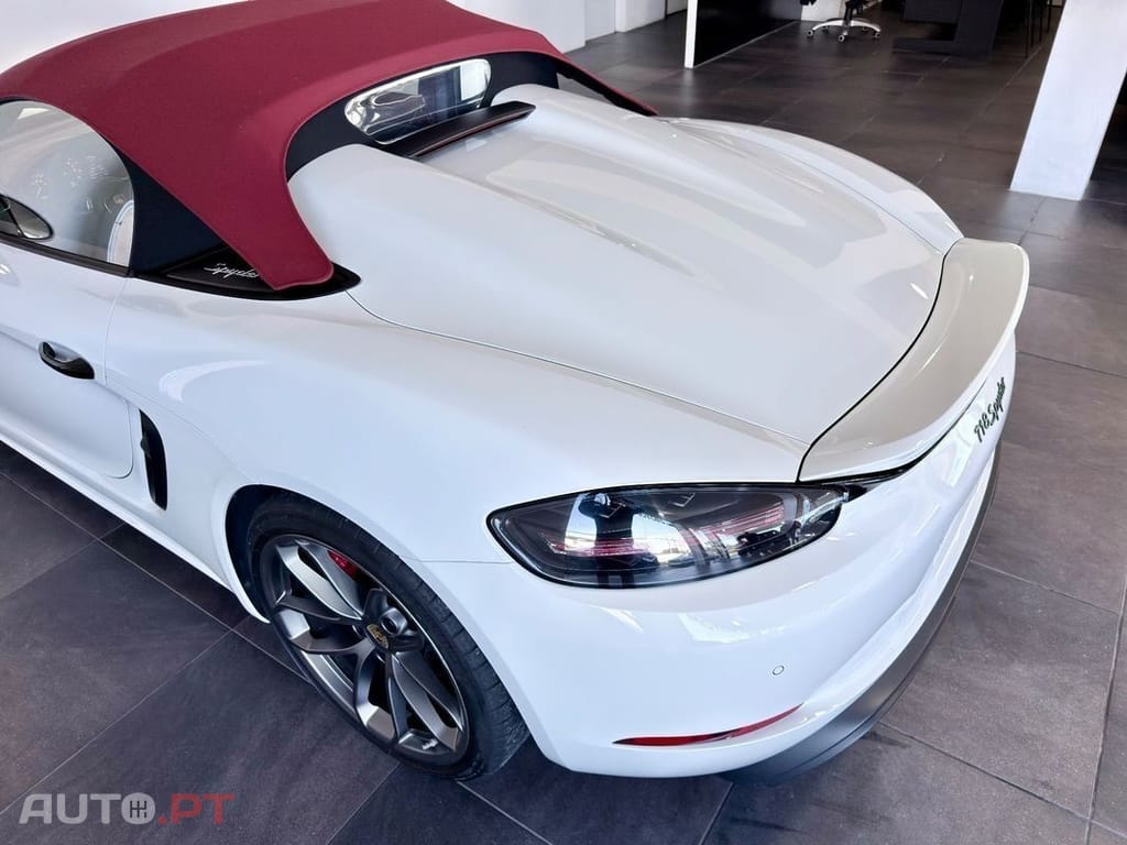 Porsche 718 Standard