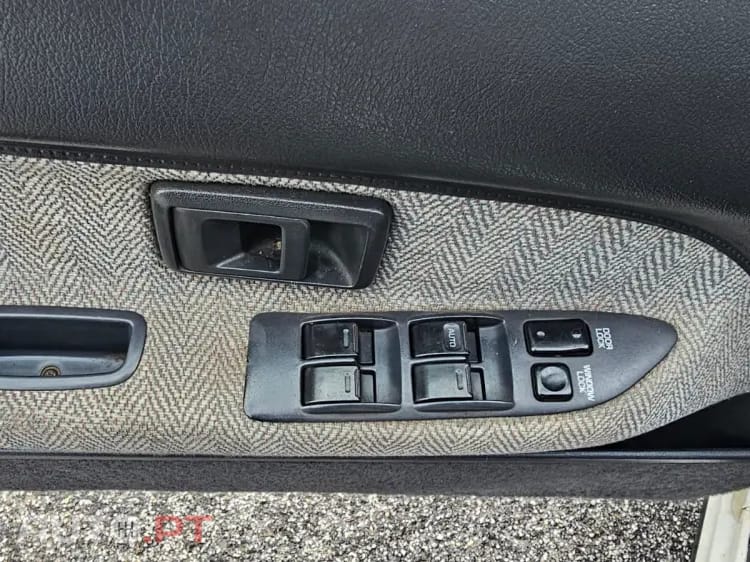 Toyota Corolla 1.3 Gold Line