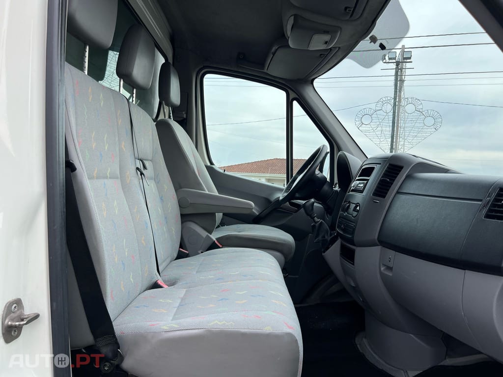 Volkswagen Crafter 35 2.5 TDi 164 Média