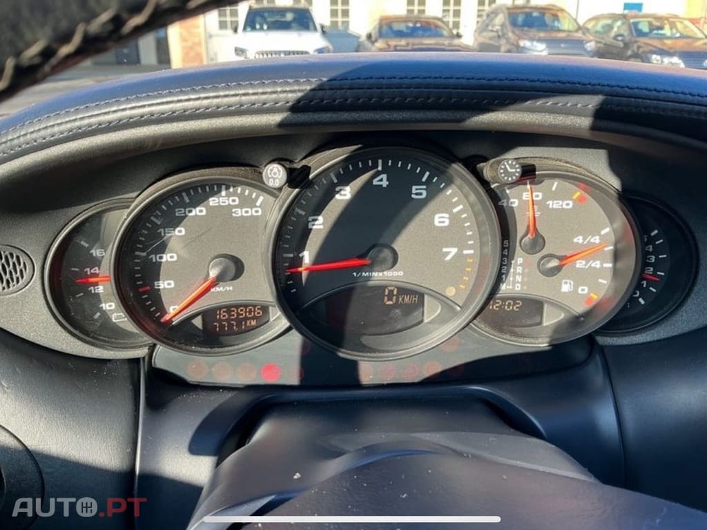 Porsche 911 Carrera 4 Cabrio