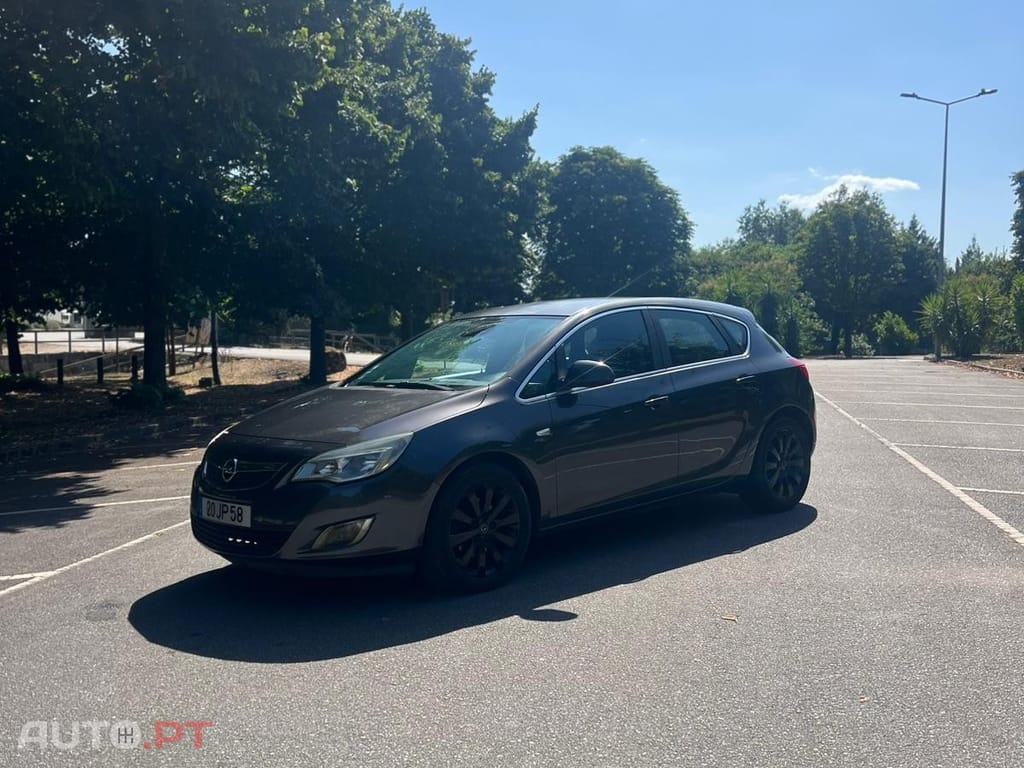 Opel Astra 1.7 CDTi Enjoy