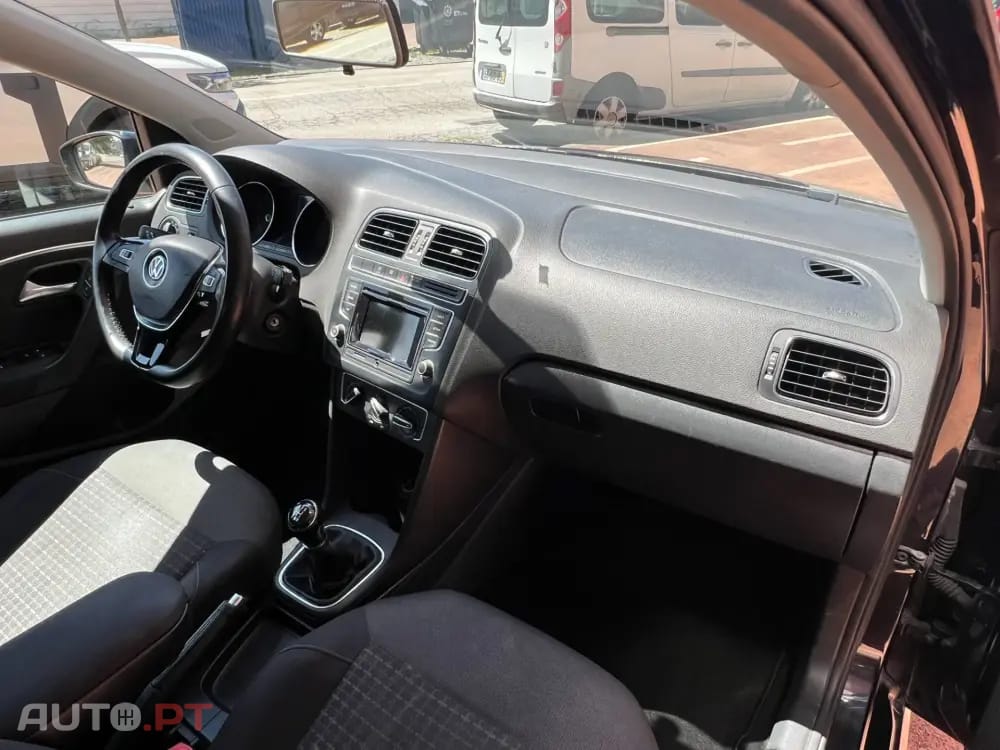 Volkswagen Polo 1.0 Confortline