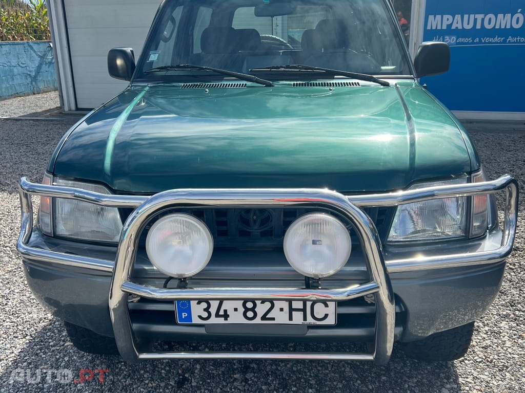 Toyota Land Cruiser 3.0 TD Pack 1