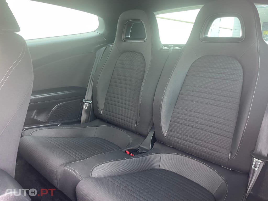 Volkswagen Scirocco 2.0 TDI Sport
