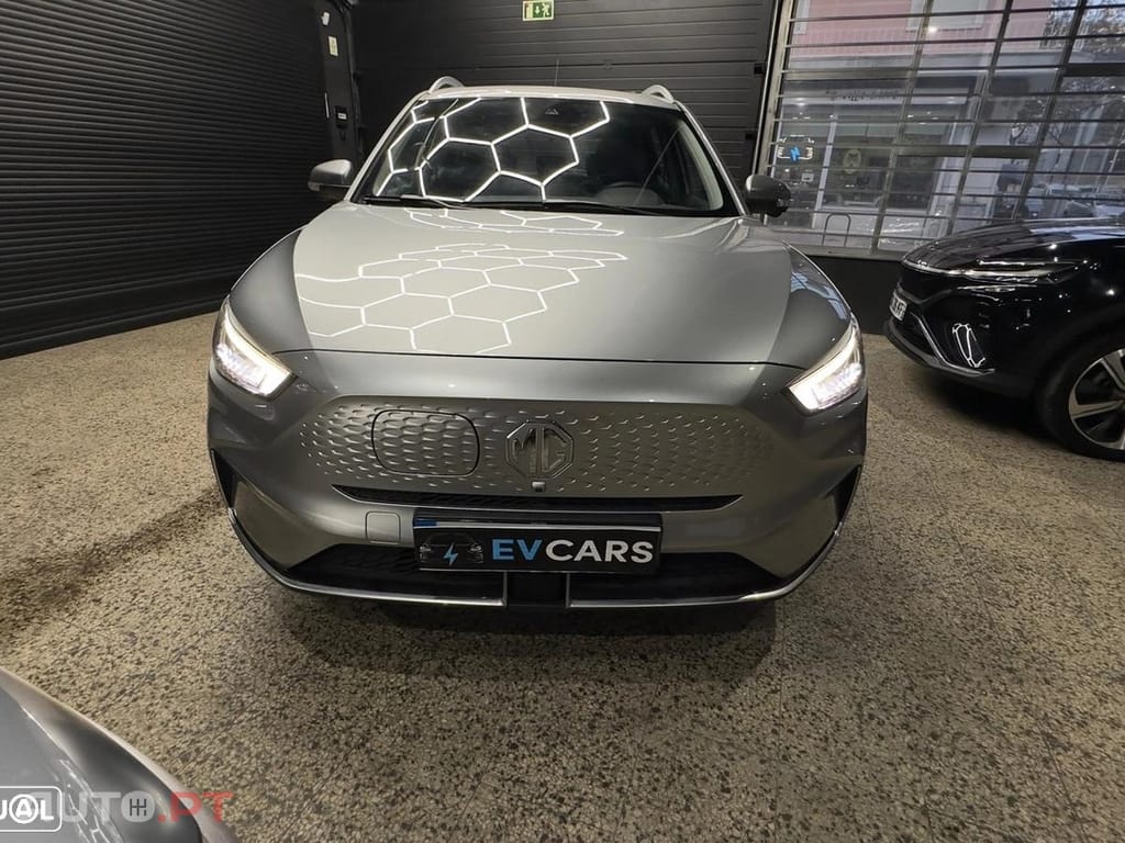 MG ZS EV 72.6 kWh Luxury