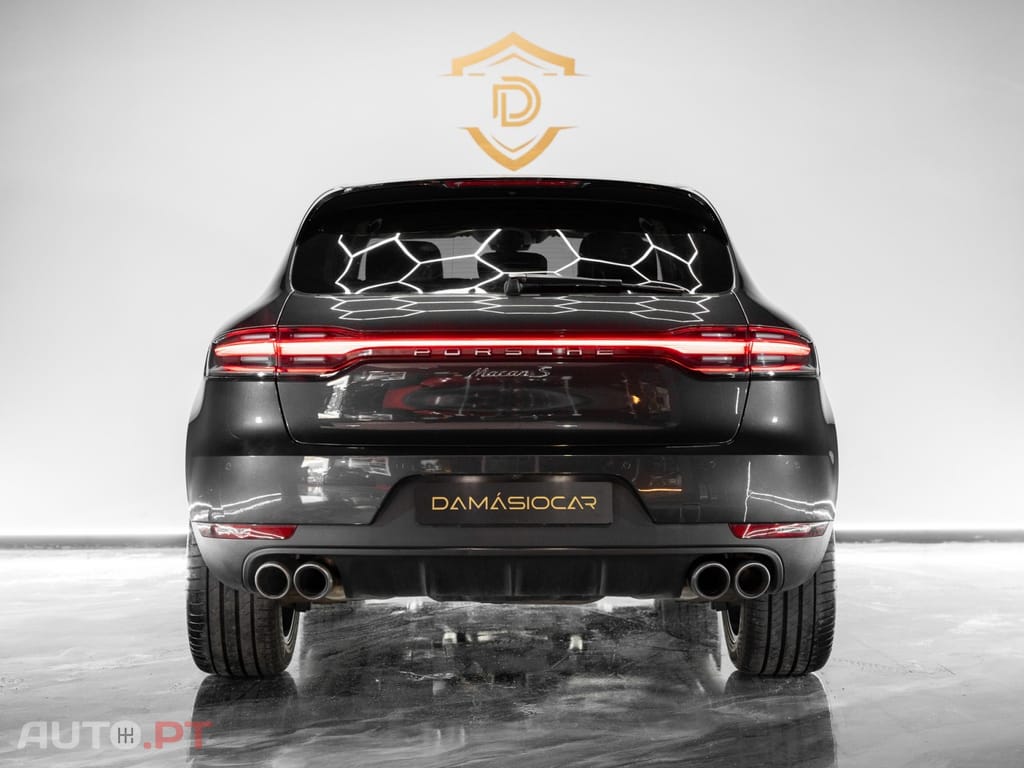 Porsche Macan S