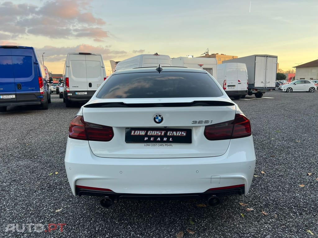 BMW 328 i Auto Line Sport