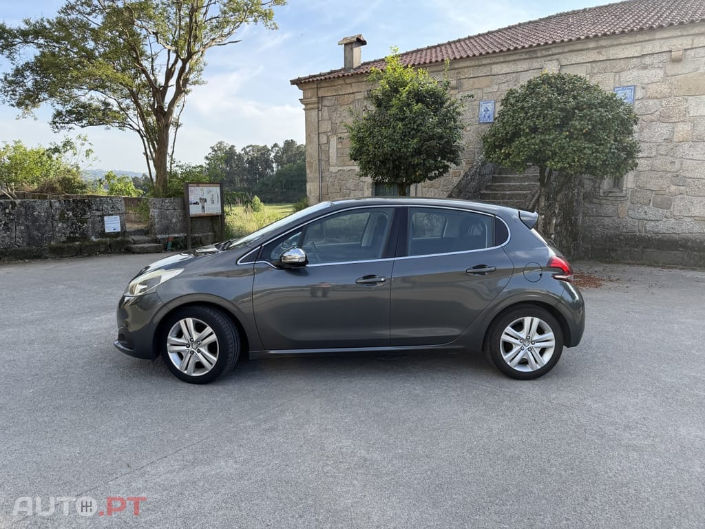 Peugeot 208 1.6 BlueHDi Active